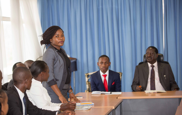 Raila Odinga on a roundtable discussion with student leaaders