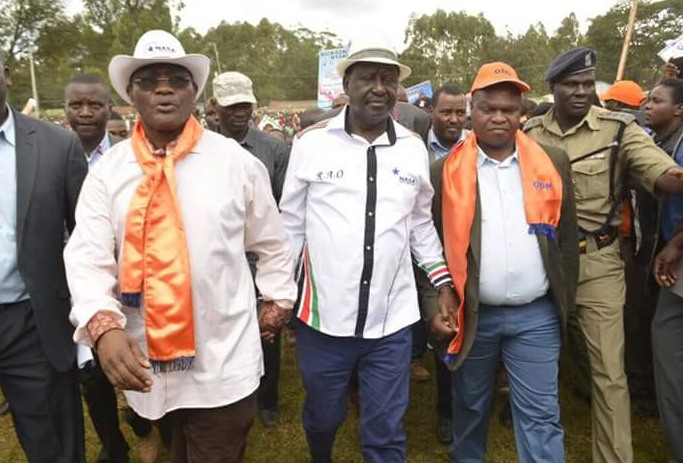 Kisii Governor James Ongwae and Deputy Governor Maangi arriving with Raila Odinga at Kisii Stadium